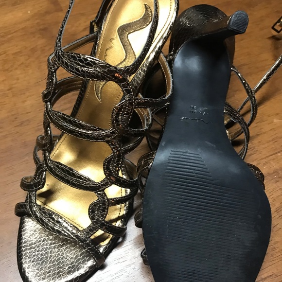 Metalic Gold Strap High Heels - Picture 2 of 4